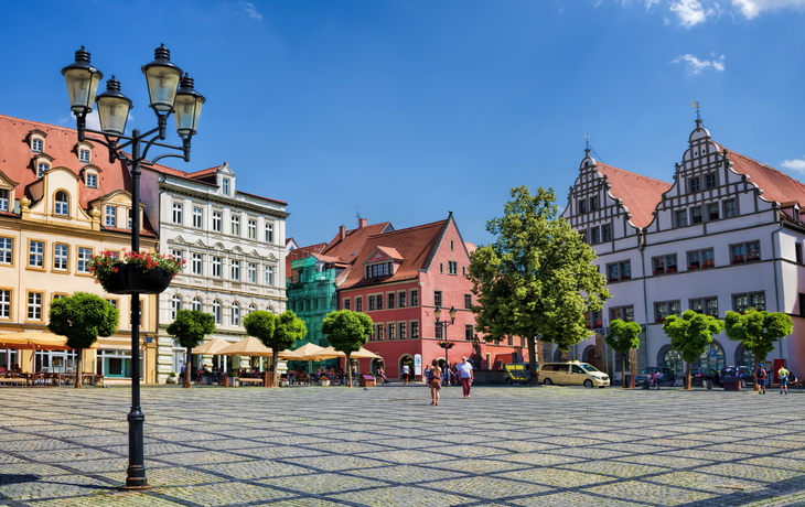 Marktplatz in der historischen Altstadt von Naumburg