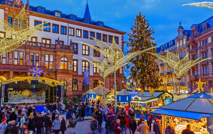 Weihnachtsmarkt in Wiesbaden, Deutschland